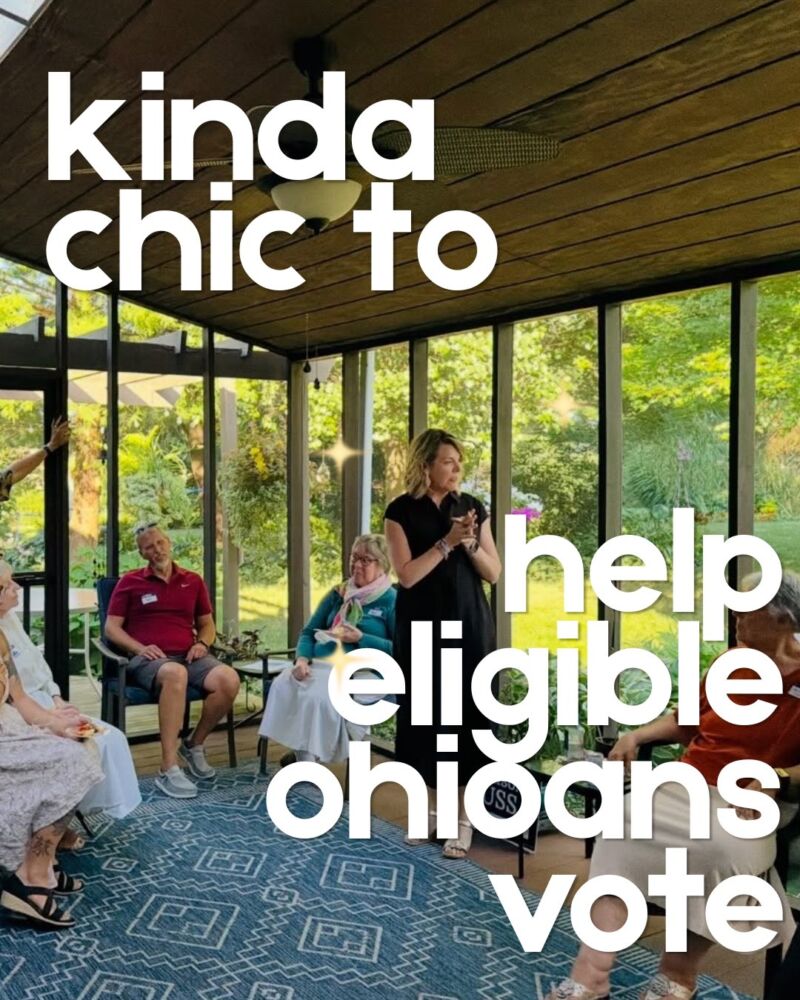 Image for the Tweet beginning: kinda chic, don't you think?