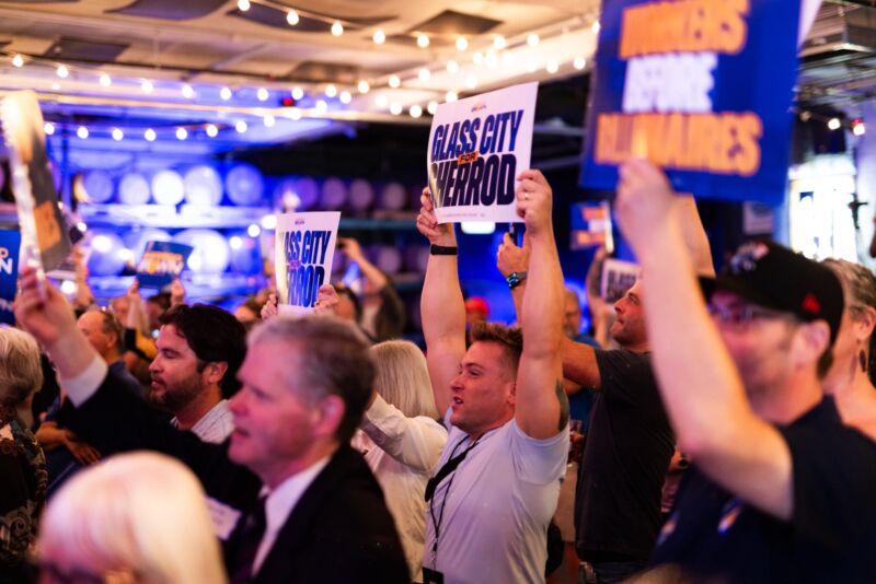 Image for the Tweet beginning: Thank you, Toledo! 

Across the state,